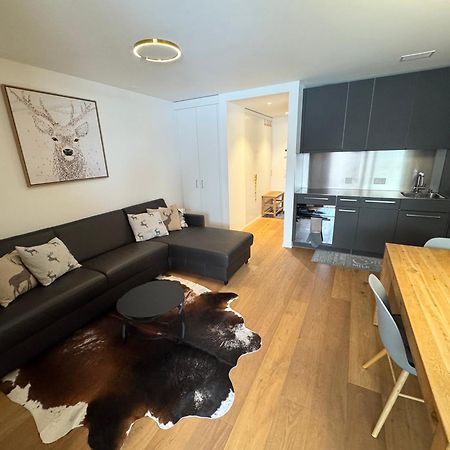 פלימס Beautiful Sunny New 1 Bed Apt מראה חיצוני תמונה